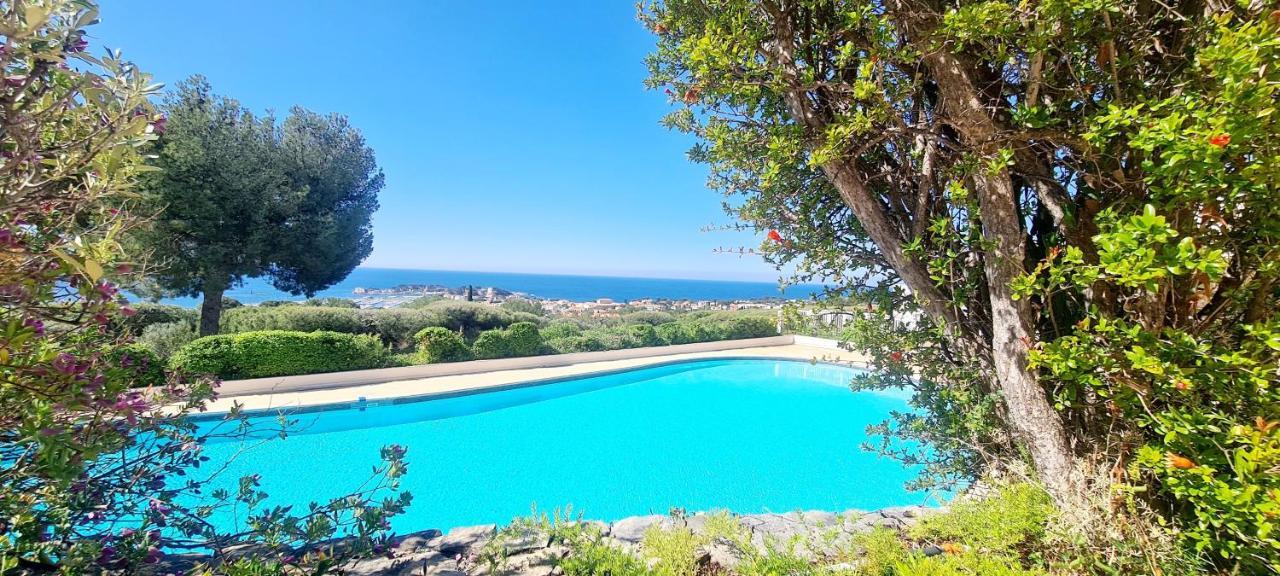 Vue Mer Imprenable Et Piscine バンドール エクステリア 写真